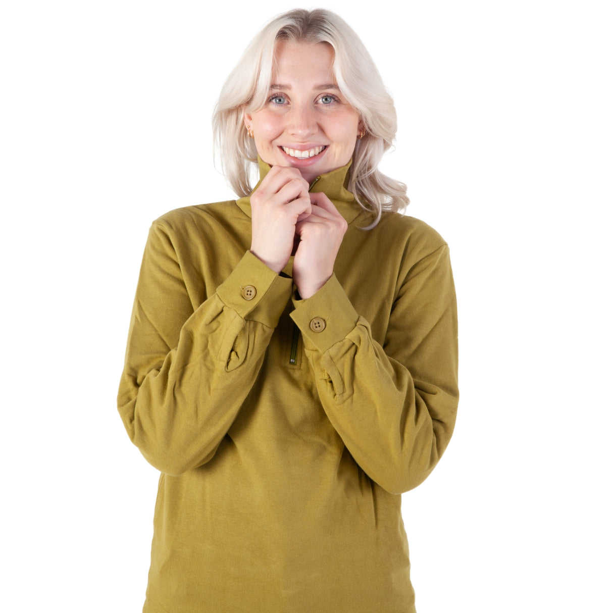 Bråtens feltskjorte – romslig passform, 100% bomull og perfekt for både utendørs og fritidsbruk.