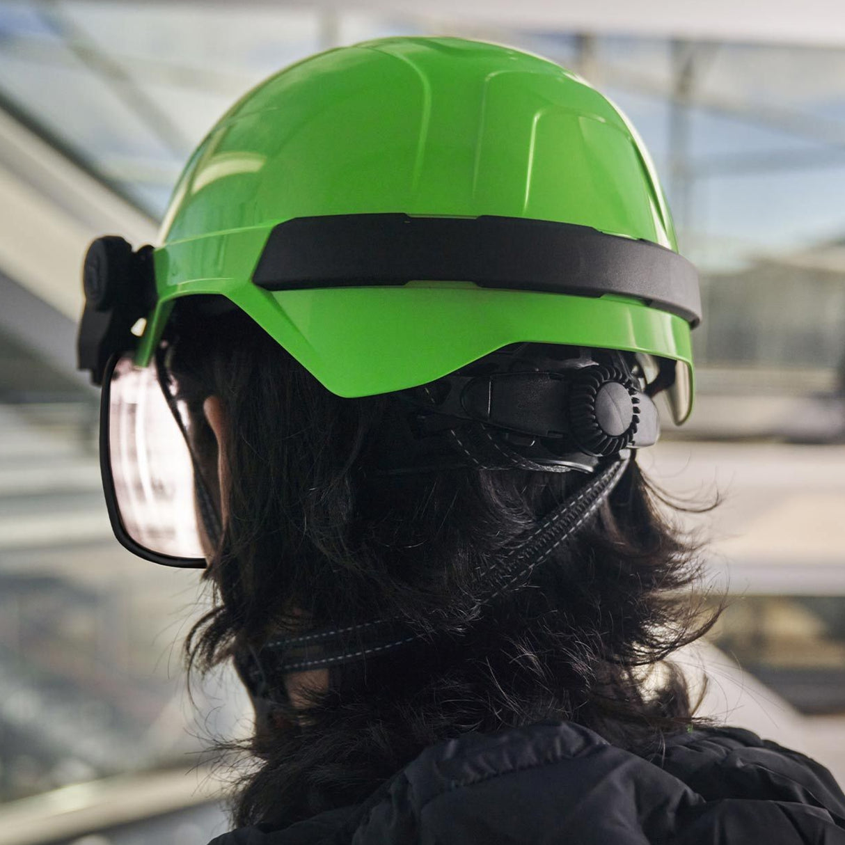 Slitesterk arbeidshjelm sertifisert etter EN 397 for profesjonell bruk.