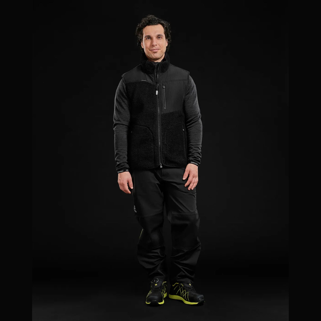 Vindavvisende pilevest fra Univern