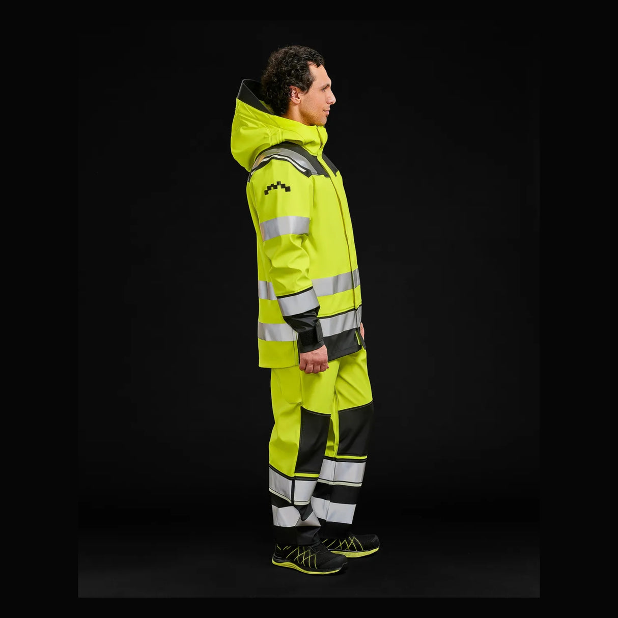 VizLite Signal Lucence tape gjør deg synlig i mørket uten lys.