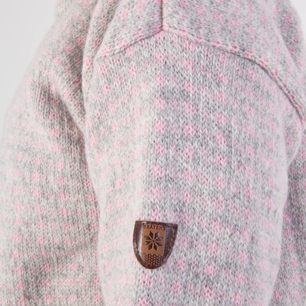 Slitesterk Islender i norsk ull for kalde dager