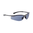 Bollé Contour vernebrille med sotet glass gir optimal UV-beskyttelse og komfort ved arbeid utendørs.