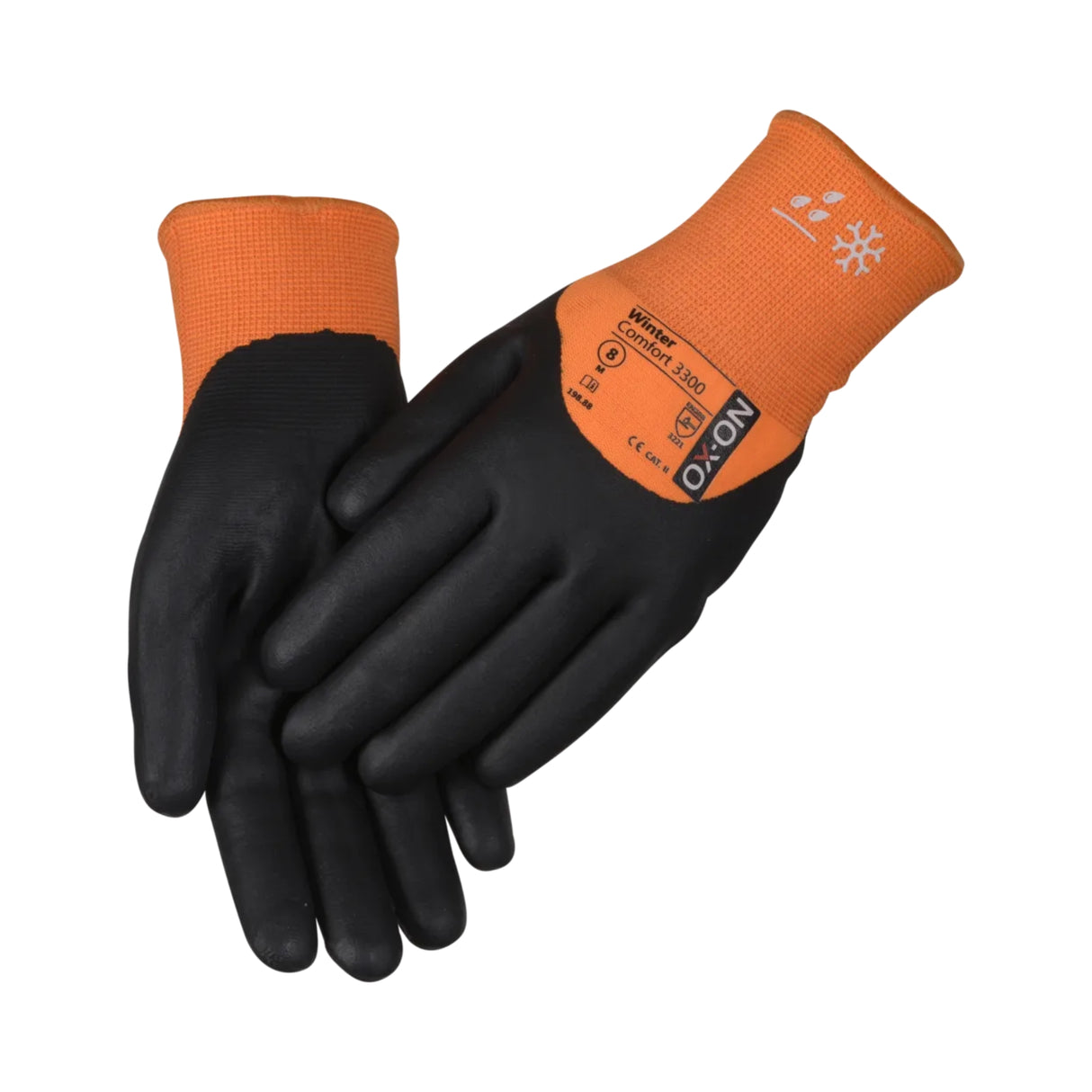 Nitrilbelegget gir et solid grep, noe som er avgjørende for arbeid med stilas og snekring.