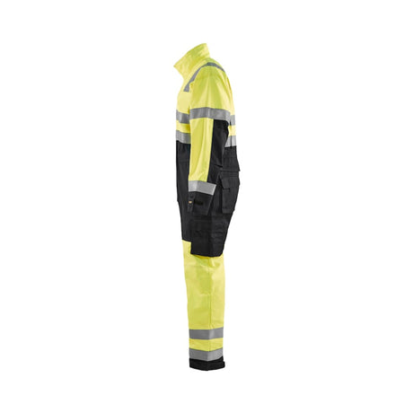 Funksjonell Hi-Vis kjeledress fra Blåkläder utviklet for profesjonelt arbeid.