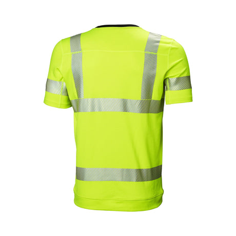 2. Gul Helly Hansen arbeids T-skjorte med EN ISO 20471 klasse 2, pustende Lifa Active-materiale og sømløs konstruksjon på skuldre og sider.