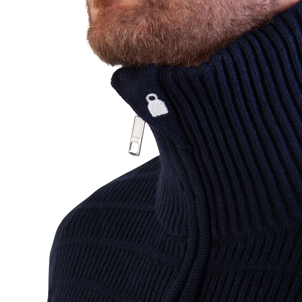 Temperaturregulerende genser for arbeid og fritid.