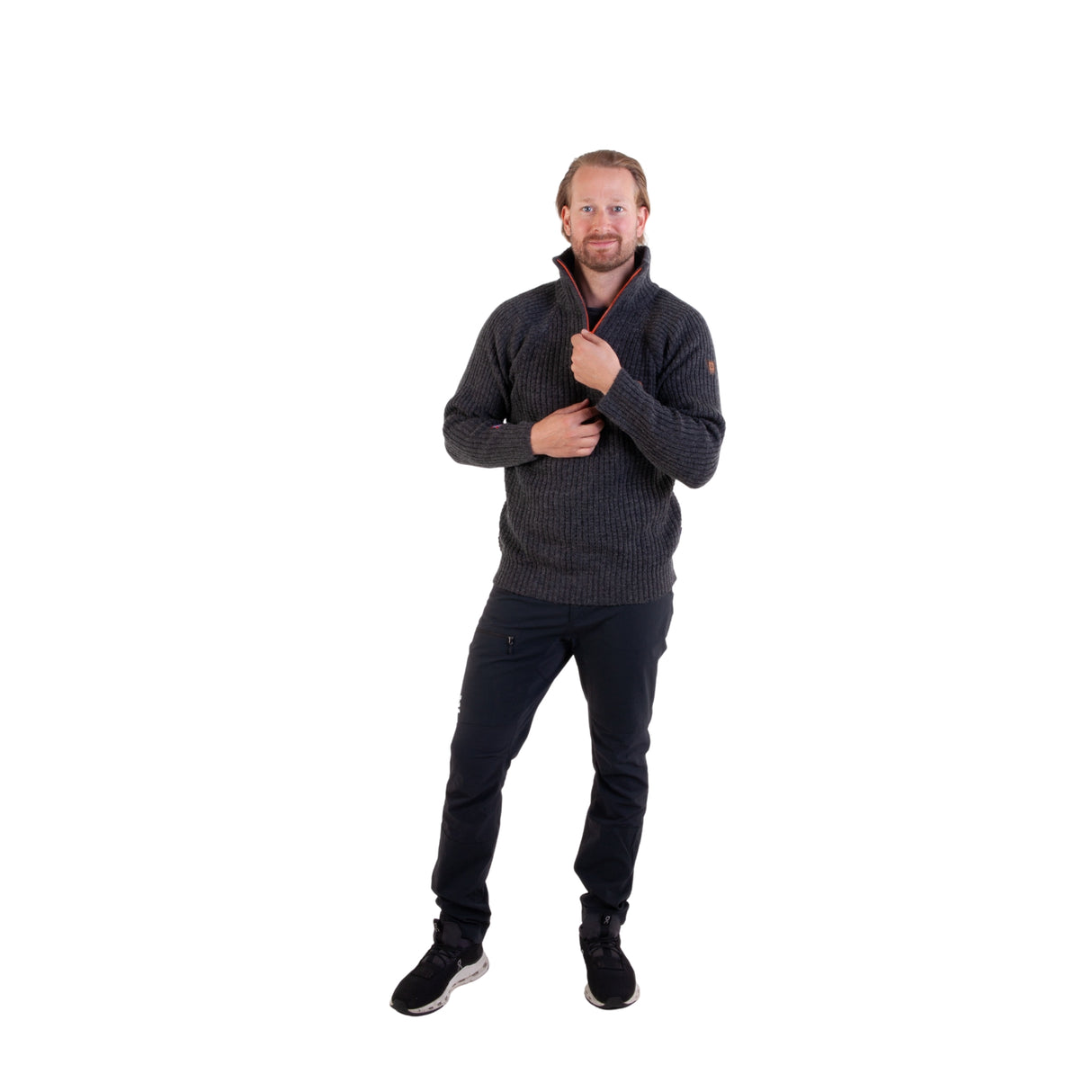 Tommelhull i ermene gir økt komfort og varme på kalde dager.