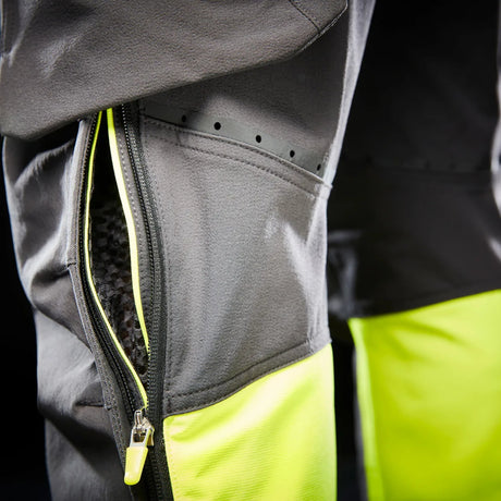 Ventilerende Hi-Vis arbeidsbukse utviklet for krevende arbeidsmiljøer.