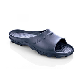 SRC sklisikre slippers fra Lemigo, med profilert yttersåle for optimal sikkerhet.