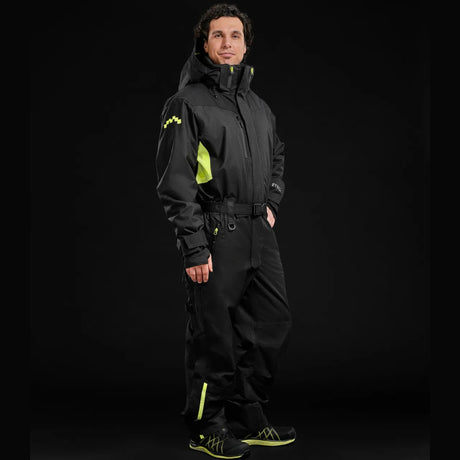 Univern arbeidsdress med snølås og håndleddsvarmere.