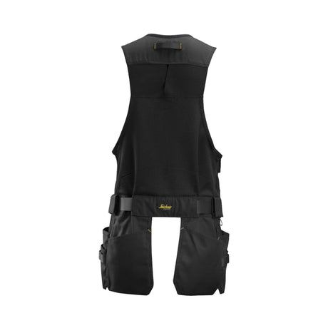 Arbeidsvest med ventilasjon og justerbare stropper for optimal komfort.