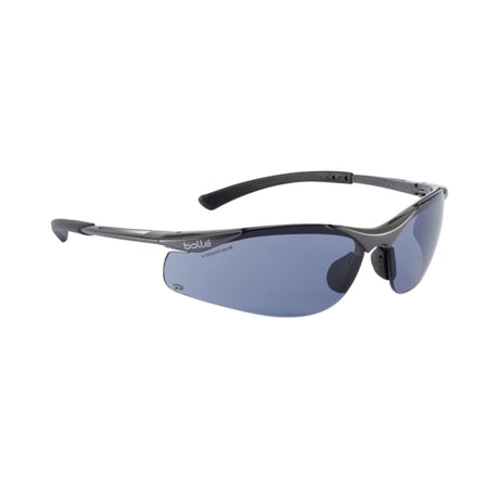 Bollé Contour vernebrille med sotet glass gir optimal UV-beskyttelse og komfort ved arbeid utendørs.