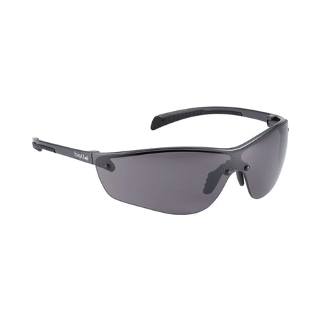 Vernebrille med smoke-glass og Platinum-coating – perfekt til utendørs arbeid med høy beskyttelse og komfort.
