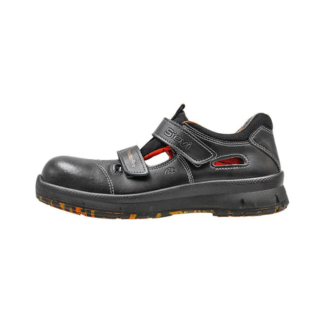 Lett og pustende vernesandal fra Sievi med aluminiumståhette og varmebestandig såle.