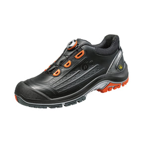 Tronic vernesko fra Bata med BOA® og QuattroTech®-såle gir deg energi og sikkerhet gjennom hele arbeidsdagen.