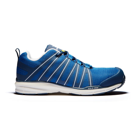 Lett og sporty vernesko fra Solid Gear med atletisk design.