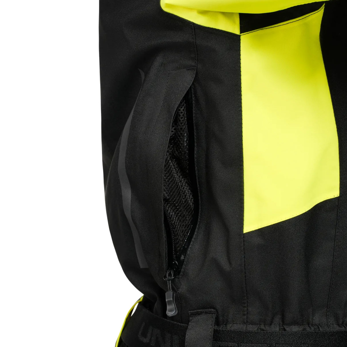 Pustende og isolerende dress med ventilasjon i sidene.